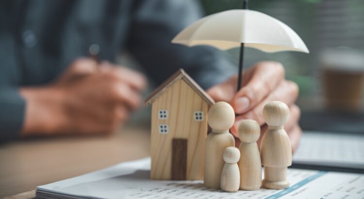 découvrez pourquoi les tarifs de l'assurance habitation augmentent dans certaines régions et comment protéger votre budget face à ces hausses.